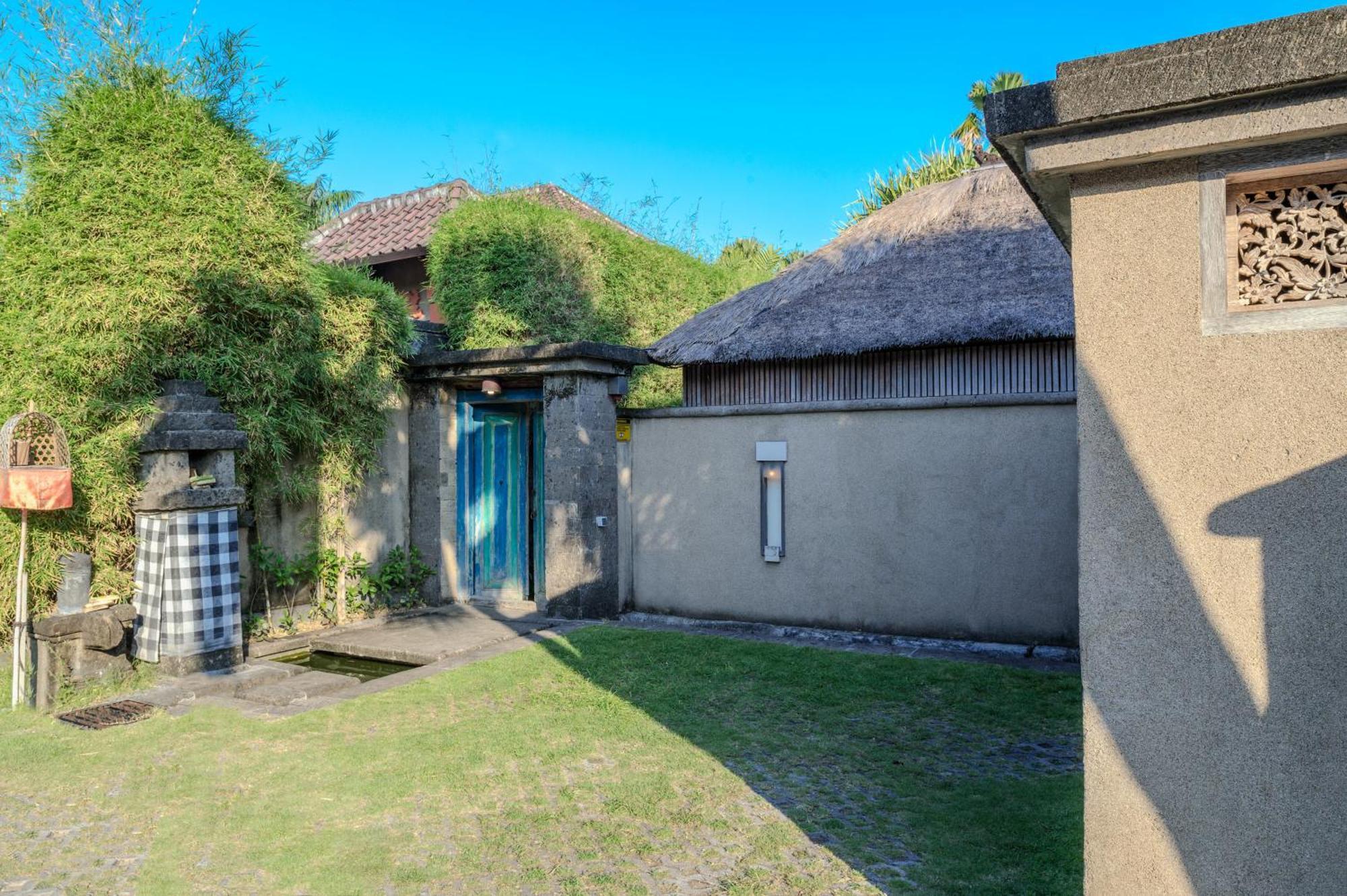 Villa Tirta Naga Bali Seminyak  Luaran gambar