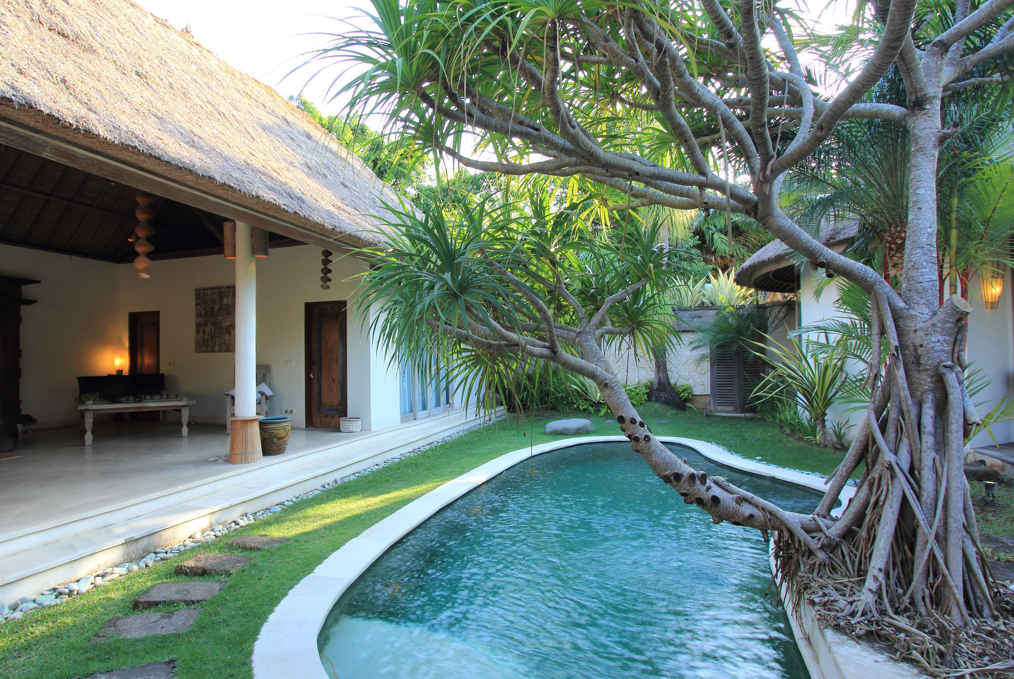 Villa Tirta Naga Bali Seminyak  Luaran gambar